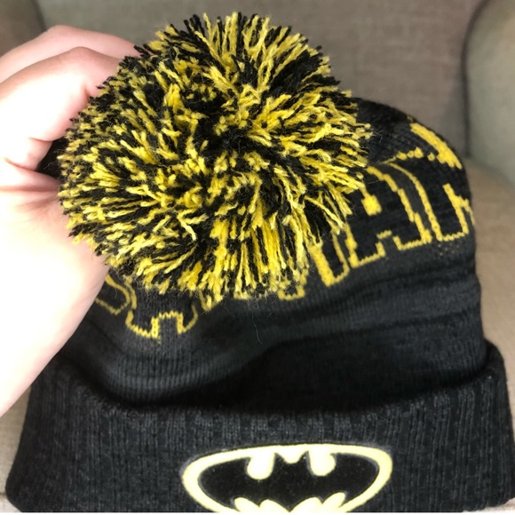 Batman Beanie - Picture 6 of 8
